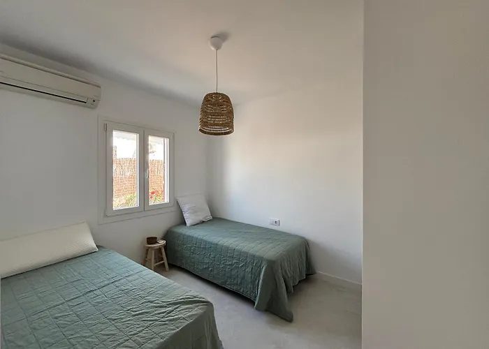 Climatisée, Piscine Privée Et Grand Jardin Villa Port d'Addaia